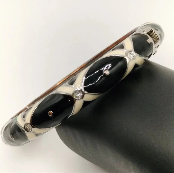 Black Cream Enamel Rhinestones Accents Hinge Closure Bangle Silver Tone Bracelet - Picture 1 of 5